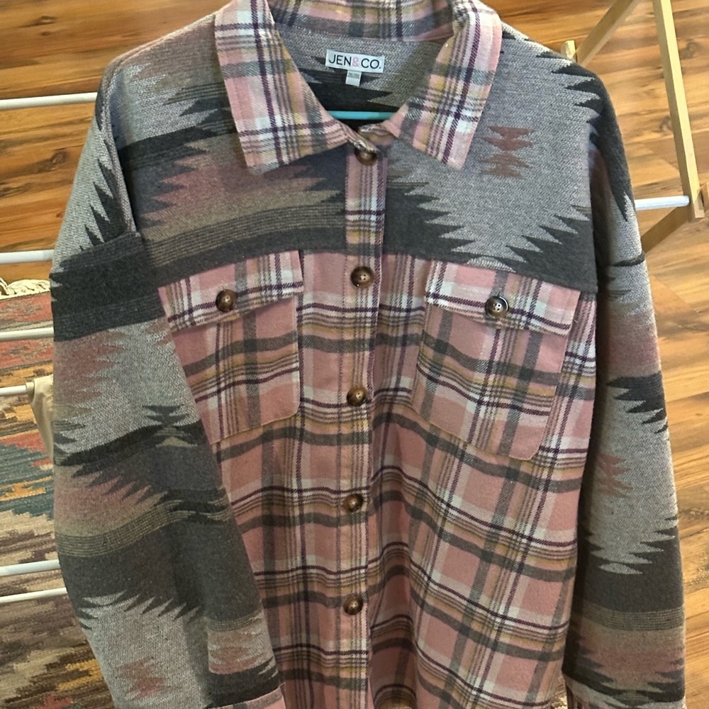 Jen & Co Women's Southwestern Plaid Button Down Shirt - Pink and Gray